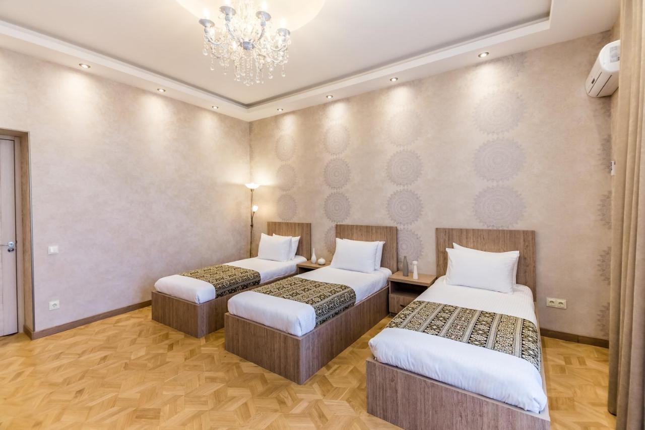 Dat Exx Apartments On Marjanishvili 트빌리시 외부 사진